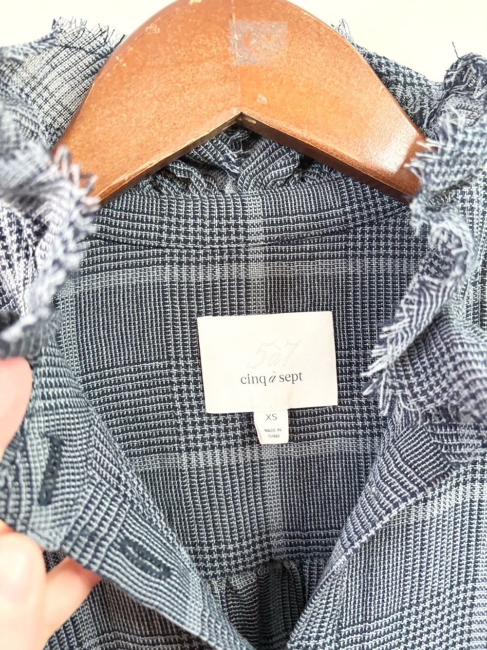 Cinq a Sept long sleeve mini dress size XS plaid shirt dress ruffle collar - Picture 3 of 5
